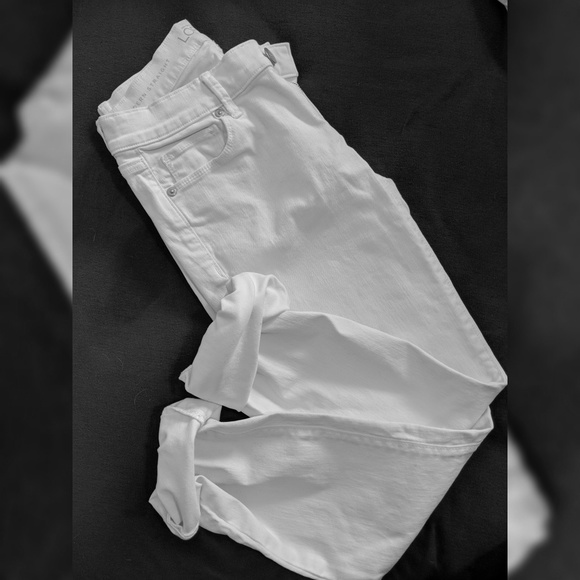 LOFT Denim - LOFT White Modern Straight Jeans LOFT Denim - LOFT White Modern Straight Jeans